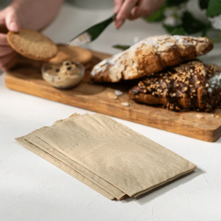 Serwetki — uzupełnienie zestawu gastronomicznego
